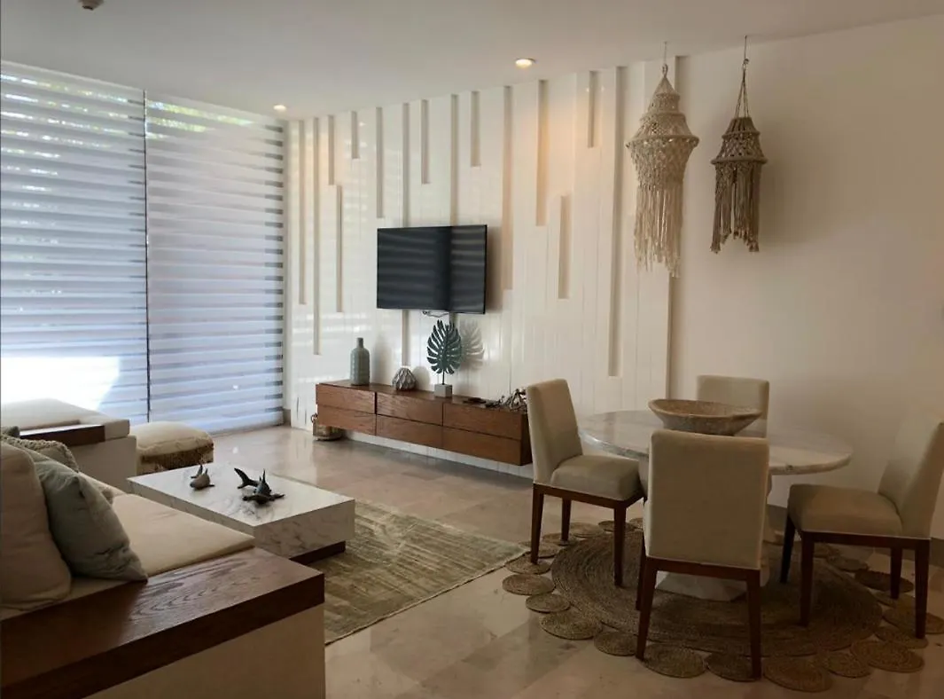 Apartment Oceania Condos In Mamitas Beach Playa del Carmen