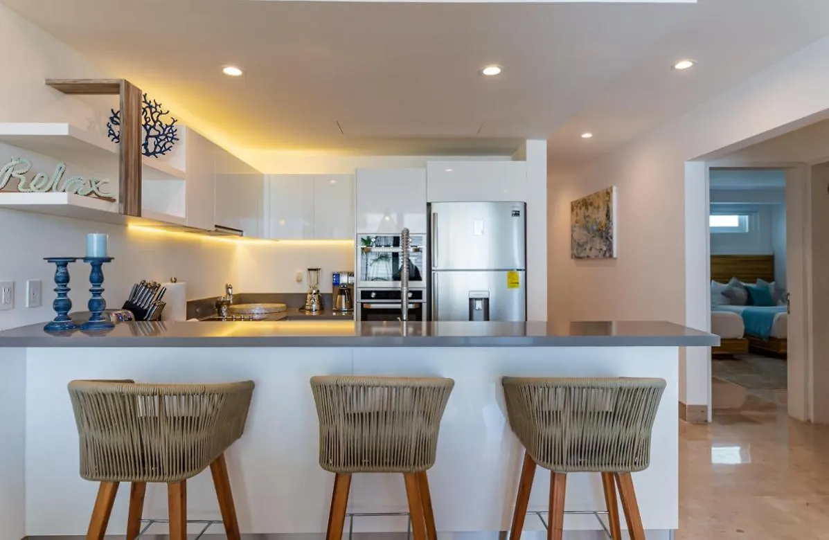 Apartment Oceania Condos In Mamitas Beach Playa del Carmen