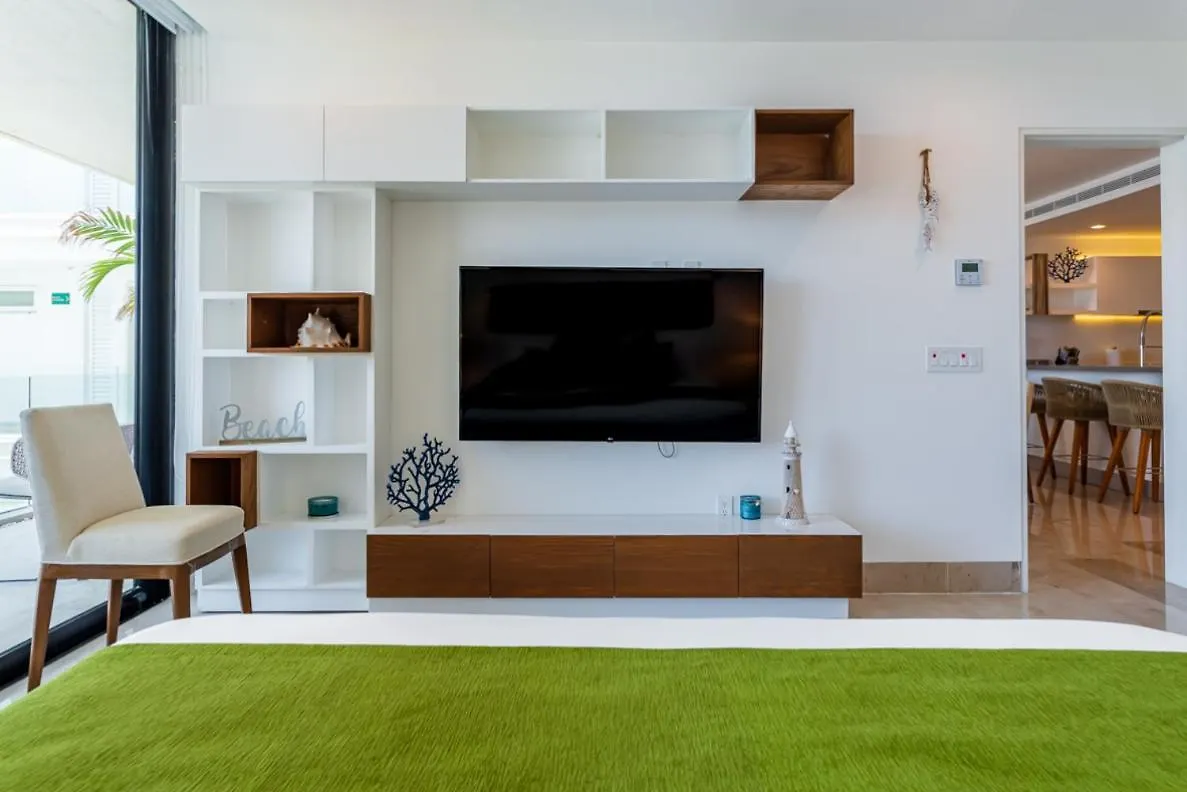 Oceania Condos In Mamitas Beach Playa del Carmen Apartment