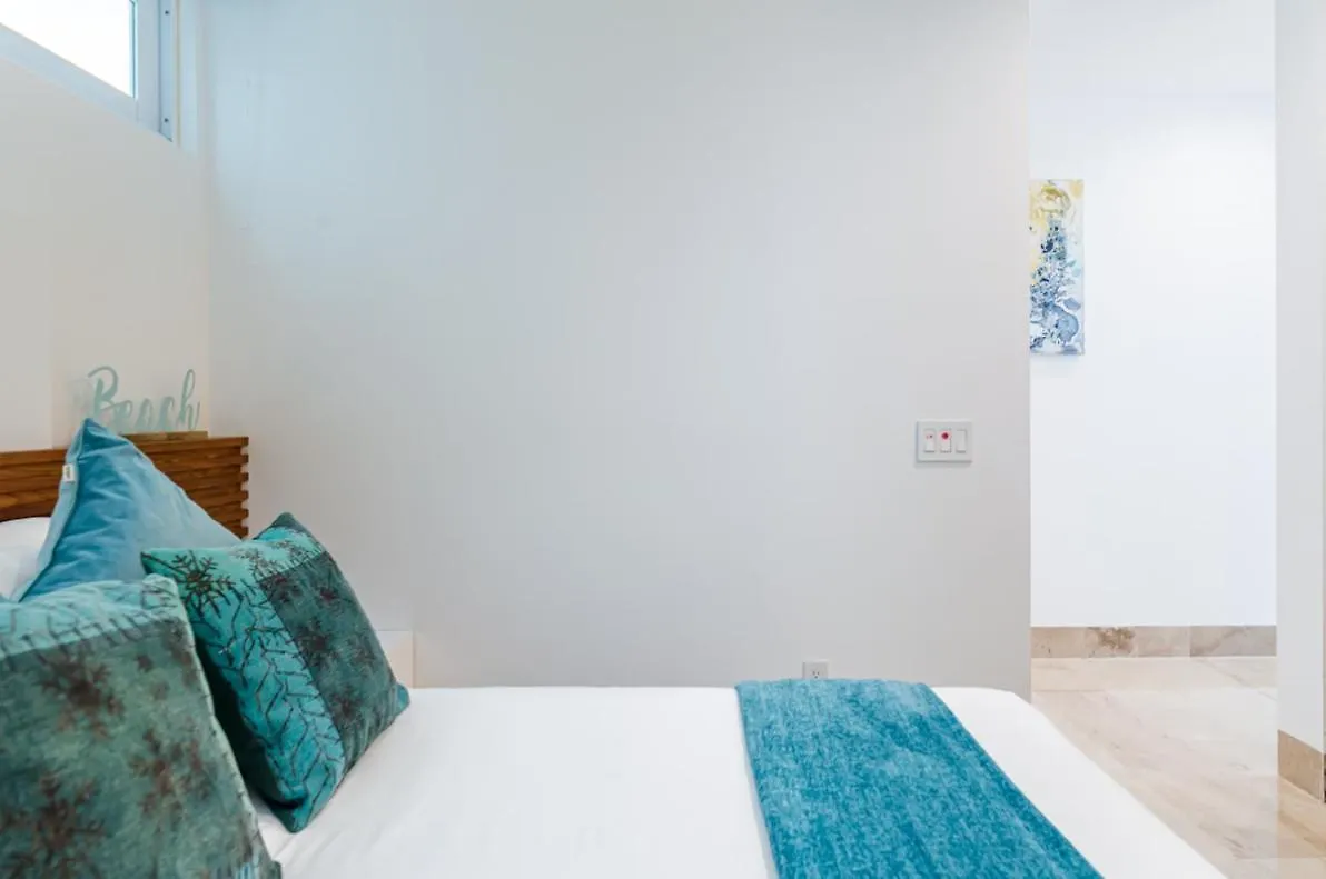 Apartment Oceania Condos In Mamitas Beach Playa del Carmen Mexico